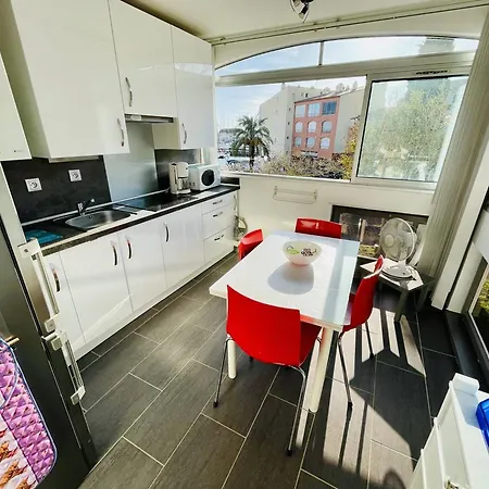 Cap D'agde, 2 Pieces, 4 Personnes - Fr-1-723-128 Apartmán